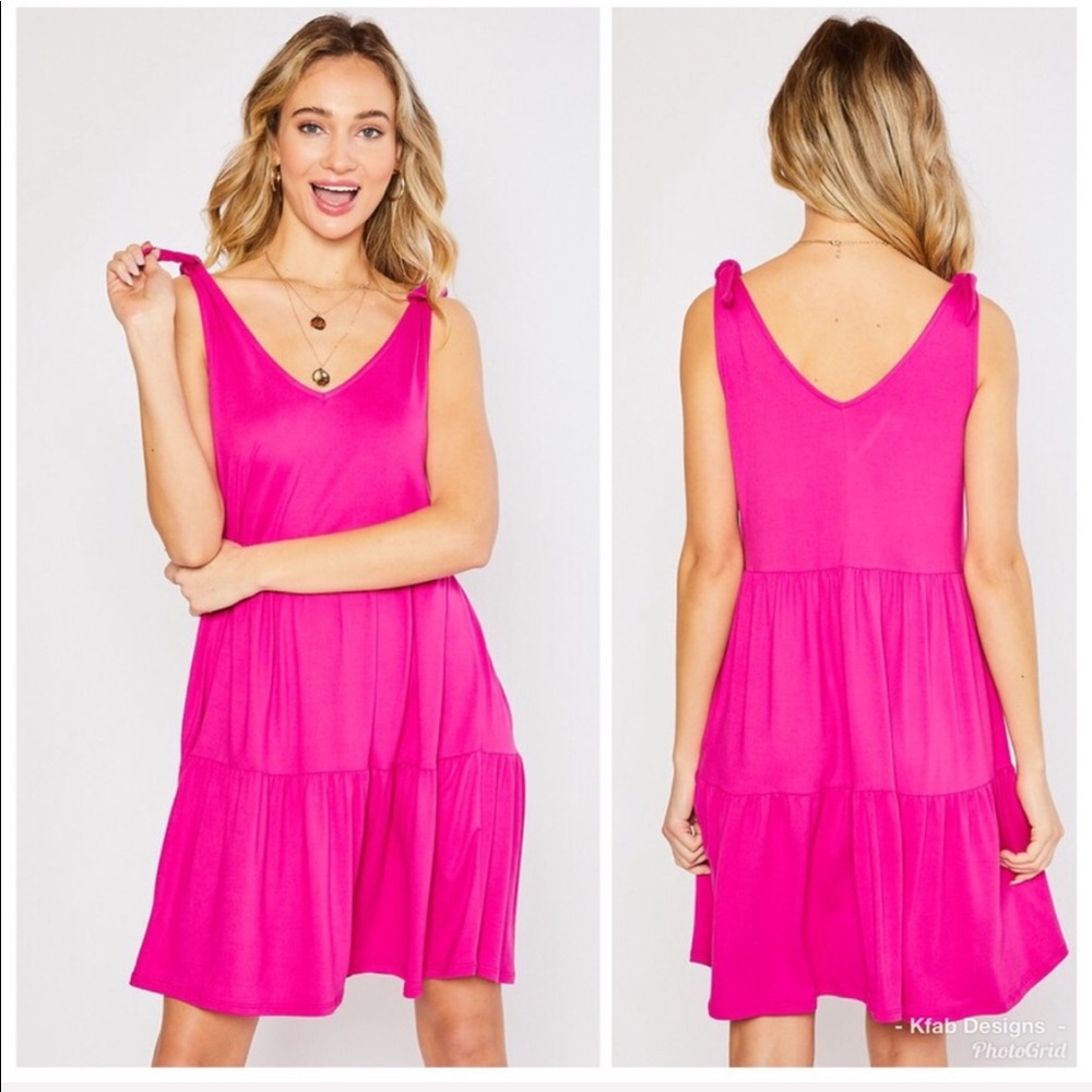 💖LAST 1! V Neck Tiered Ruffled Bow Detail Dress - Picture 3 of 7